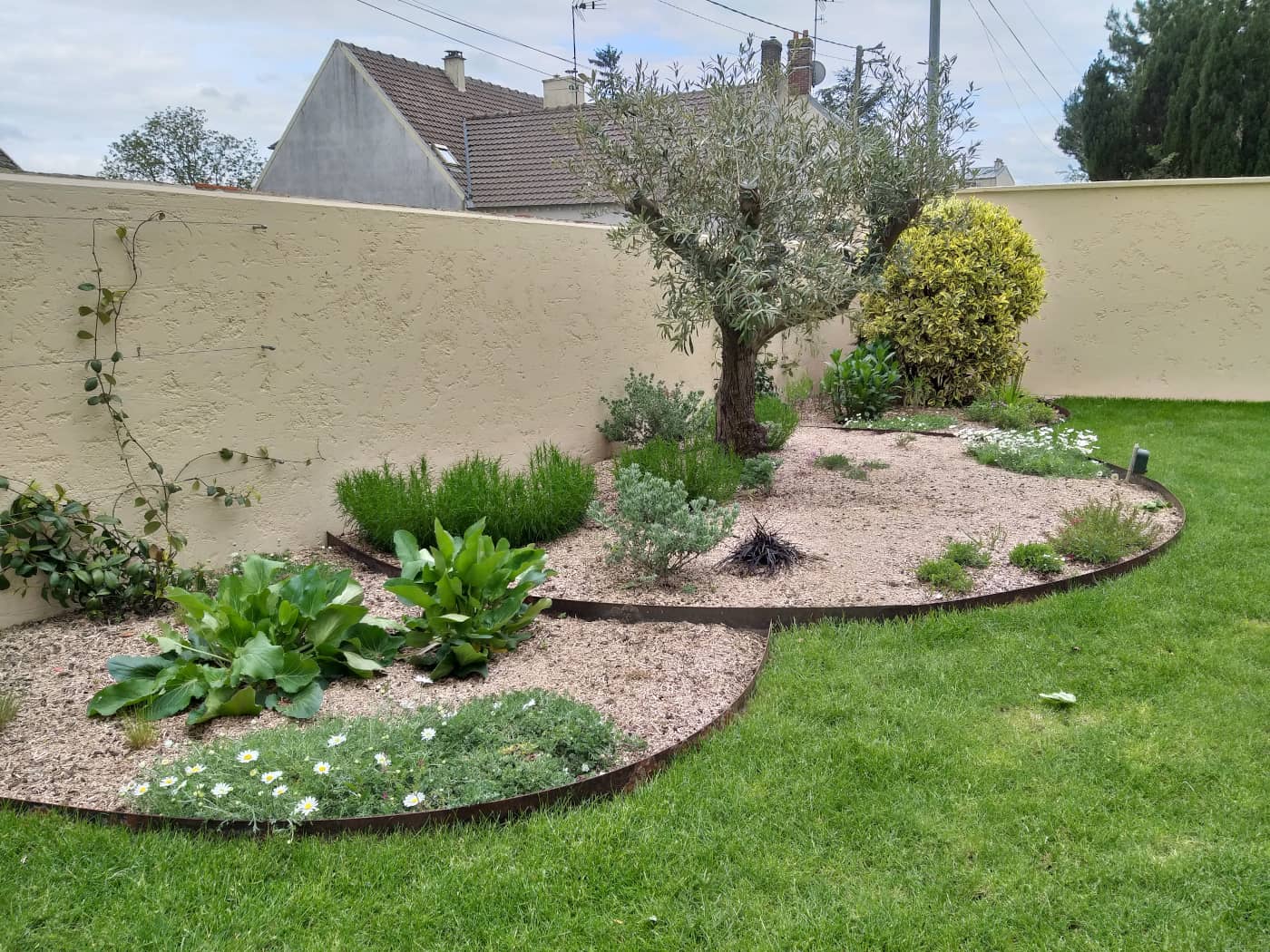 Paysagiste, aménagement et entretien de vos extérieurs et espaces verts